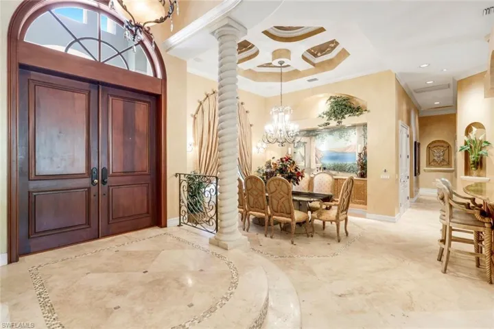 2350  Cheshire  LN, Naples, FL 34109