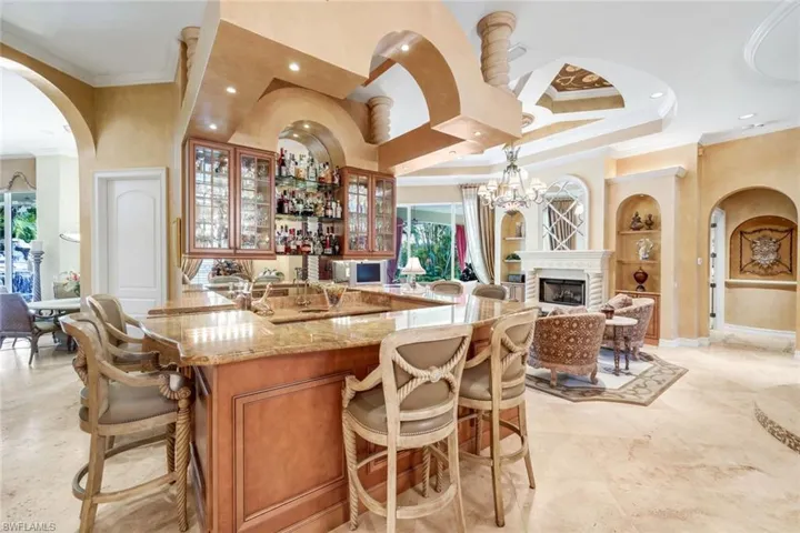 2350  Cheshire  LN, Naples, FL 34109