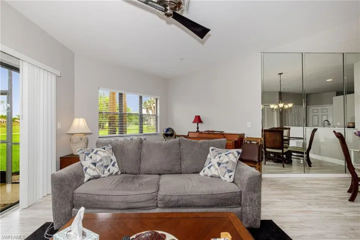 200 Vintage Cir 103, Naples, Florida 34119