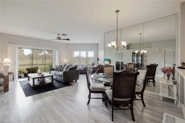 200 Vintage Cir 103, Naples, Florida 34119