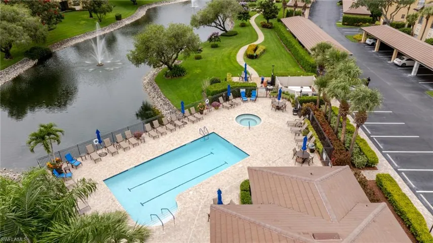 200 Vintage Cir 103, Naples, Florida 34119