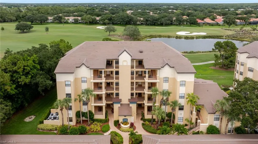 200 Vintage Cir 103, Naples, Florida 34119