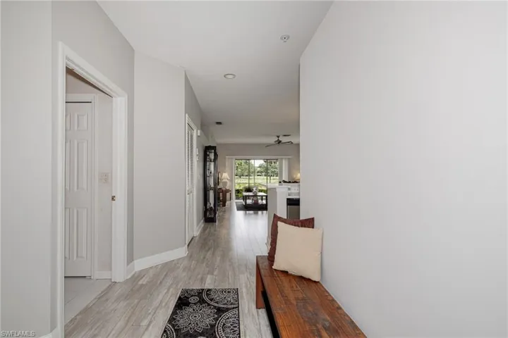 200 Vintage Cir 103, Naples, Florida 34119