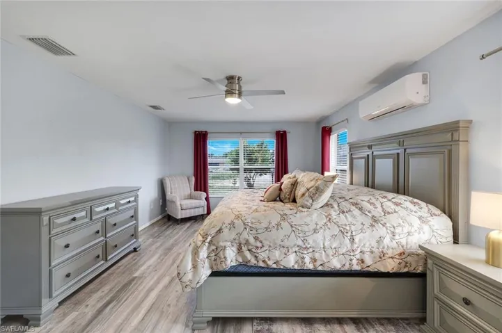 1402 Ne 19th Ter, Cape Coral, Florida 33909