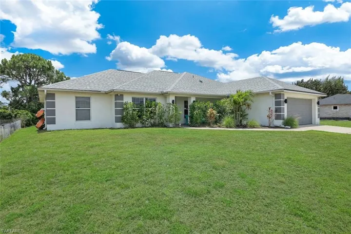 1402 Ne 19th Ter, Cape Coral, Florida 33909