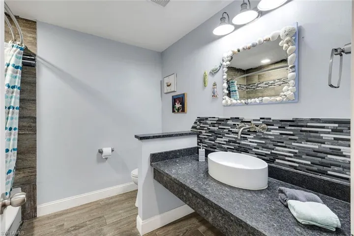 1402 Ne 19th Ter, Cape Coral, Florida 33909