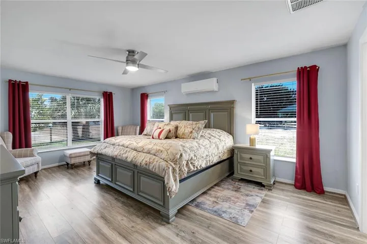 1402 Ne 19th Ter, Cape Coral, Florida 33909