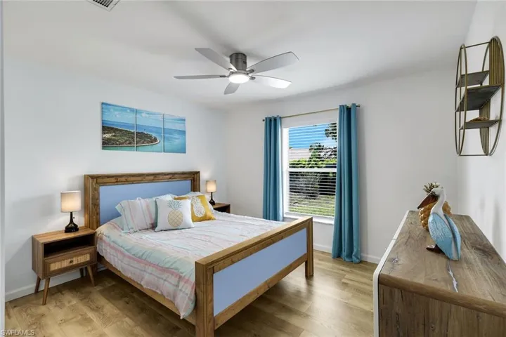 1402 Ne 19th Ter, Cape Coral, Florida 33909