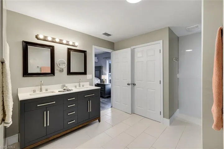 1402 Ne 19th Ter, Cape Coral, Florida 33909