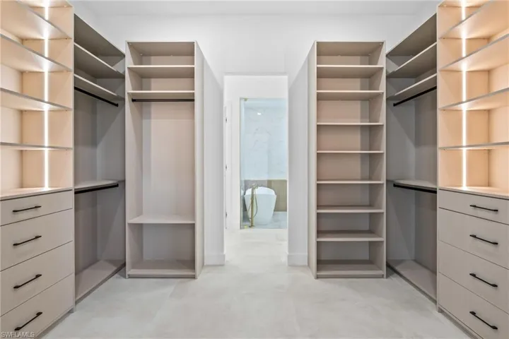 View of walk in closet
