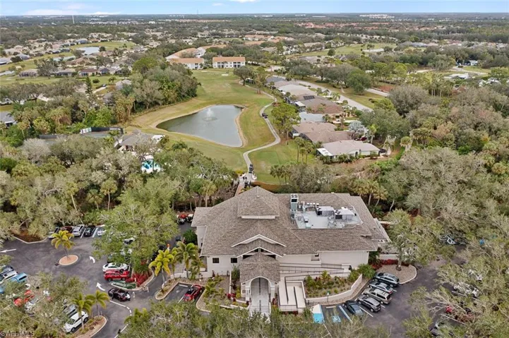 Community clubhouse with restaurant, bar, courts, & more.