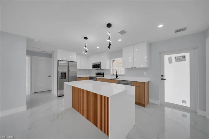 201 Homewood Ave S, Lehigh Acres, Florida 33974