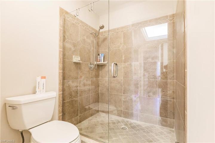 Master Walk-in Shower