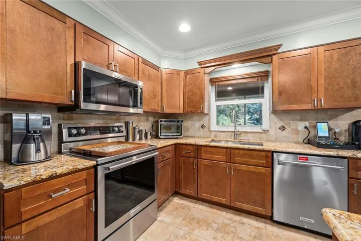 519 Nw 26th Pl, Cape Coral, Florida 33993