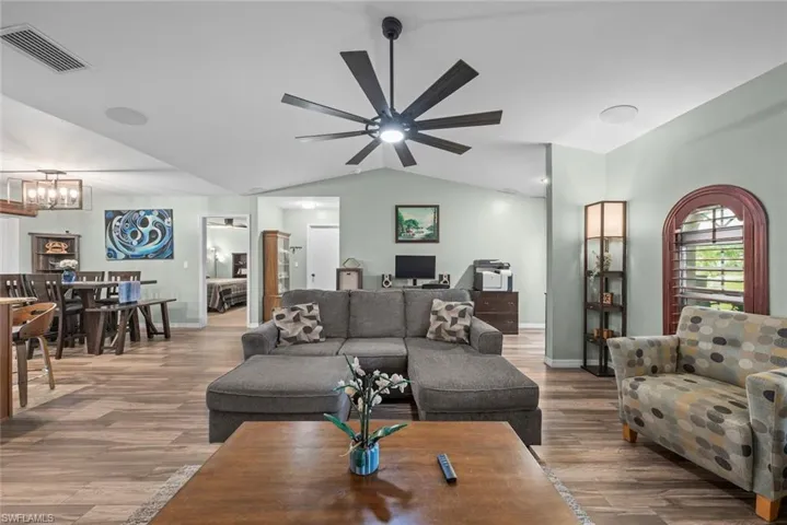 519 Nw 26th Pl, Cape Coral, Florida 33993