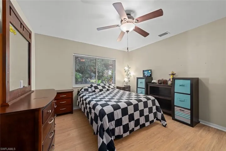 519 Nw 26th Pl, Cape Coral, Florida 33993