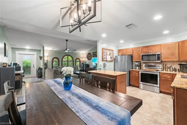 519 Nw 26th Pl, Cape Coral, Florida 33993