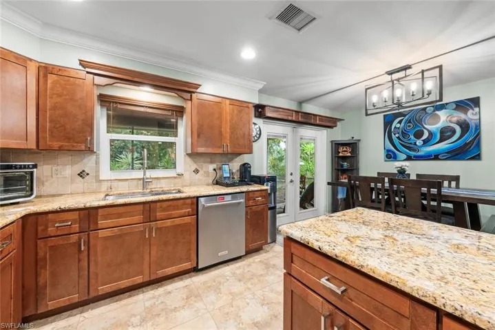 519 Nw 26th Pl, Cape Coral, Florida 33993