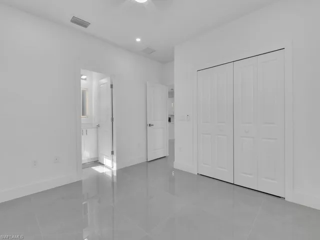4709/4711 21 St Sw, Lehigh Acres, Florida 33973