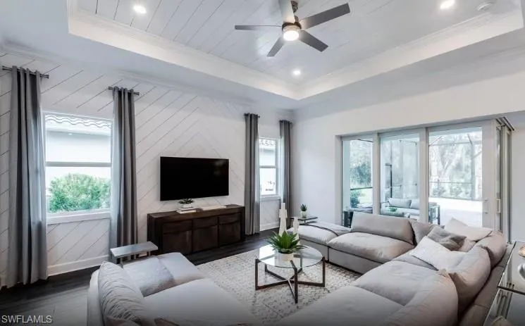 Photos are of furnished model. Homes may vary.