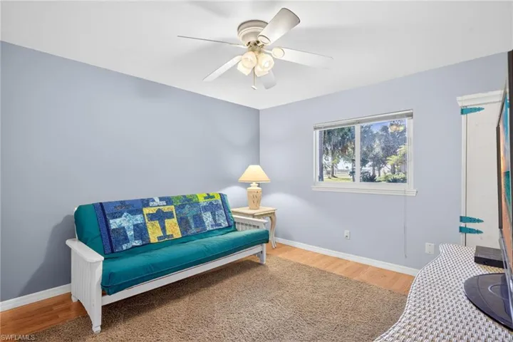 Guest bedroom