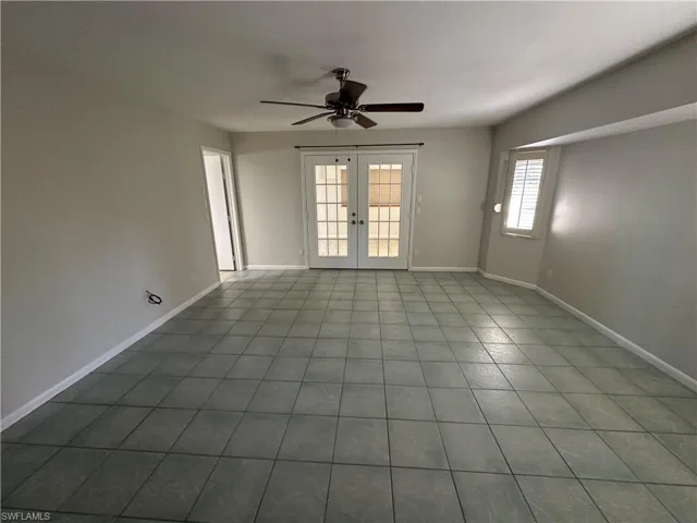 Huge Primary Bedroom with private bathroom