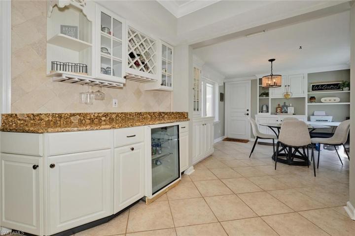 Plenty of counter space for buffet style entertaining.