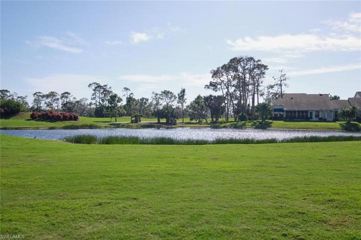 Expansive golf course views from the back of this villa home.