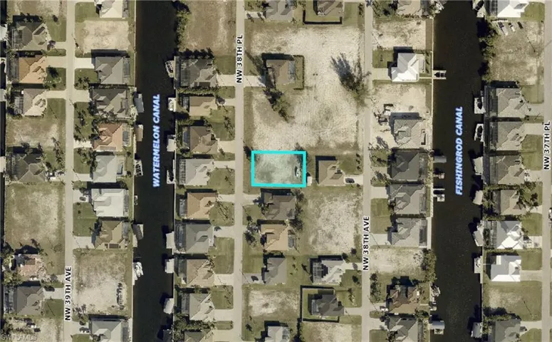 703 Nw 38th Pl, Cape Coral, Florida 33993