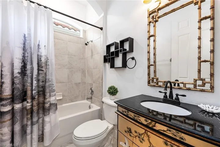9123  Cherry Oaks  LN, Naples, FL 34114