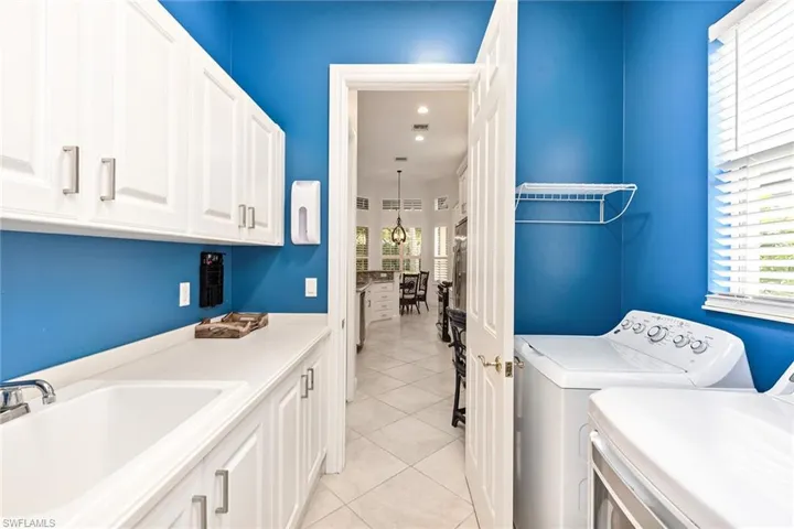 9123  Cherry Oaks  LN, Naples, FL 34114