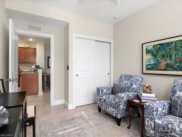 15102 Palmer Lake Cir # 105, Naples, Florida 34109