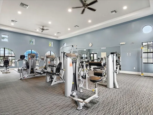 15102 Palmer Lake Cir # 105, Naples, Florida 34109