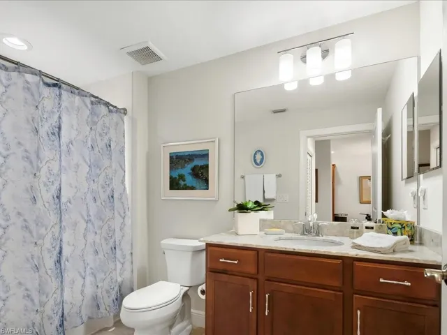 15102 Palmer Lake Cir # 105, Naples, Florida 34109