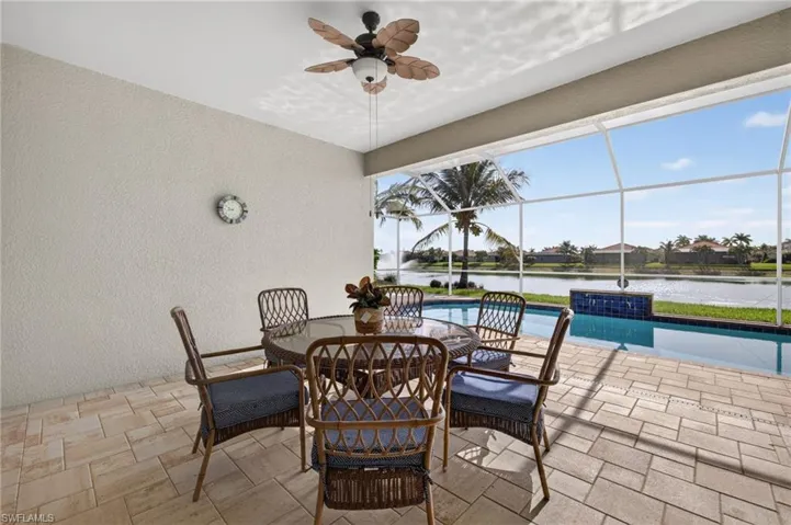 3000 Sunset Pointe Cir, Cape Coral, Florida 33914
