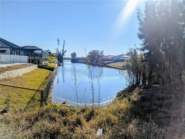 2809 SW 7th  PL, Cape Coral, FL 33914