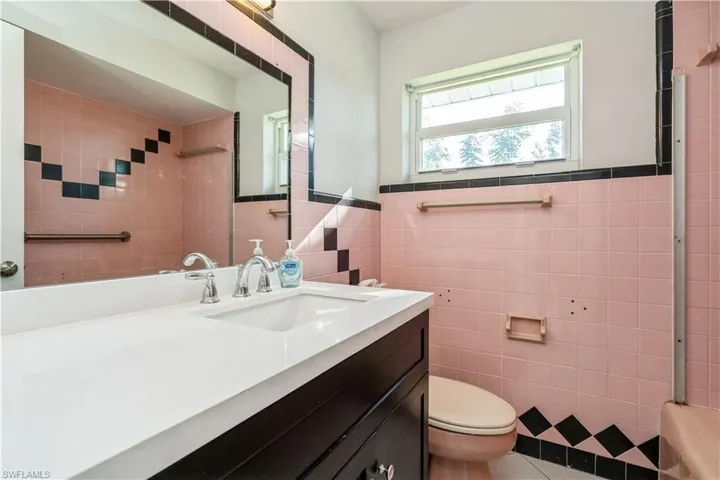 New vanity in guest bath