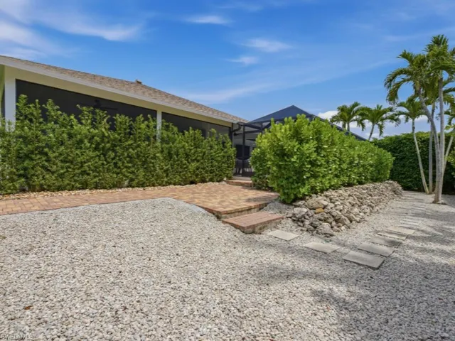 122  Cyrus  ST, Marco Island, FL 34145