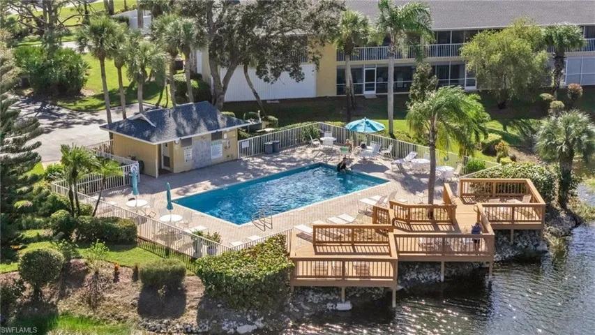 1150  Yesica Ann  CIR, Naples, FL 34110
