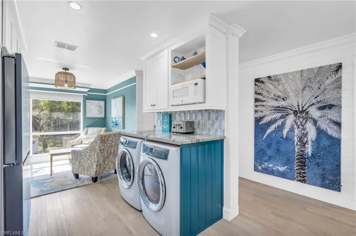 1150  Yesica Ann  CIR, Naples, FL 34110