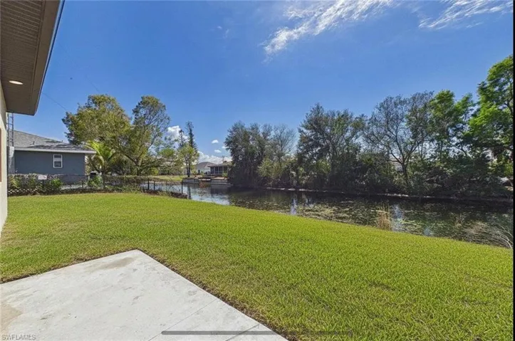 544 6th Ter, Cape Coral, Florida 33990