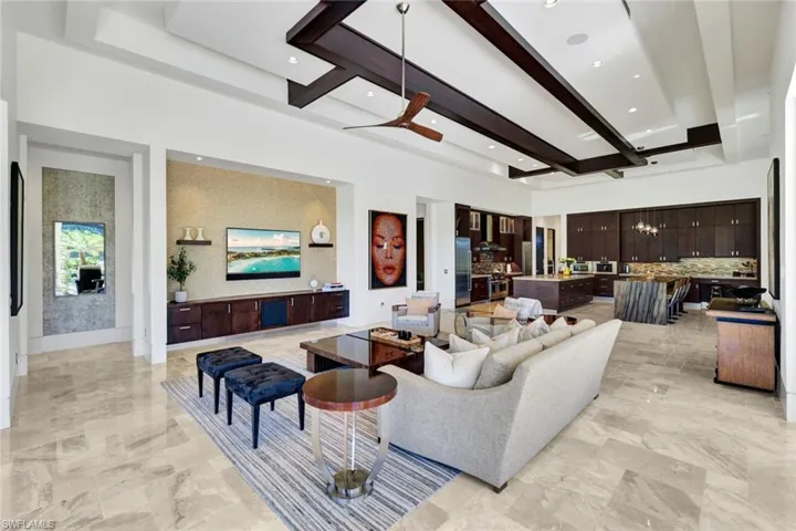 Open, bright and airy!