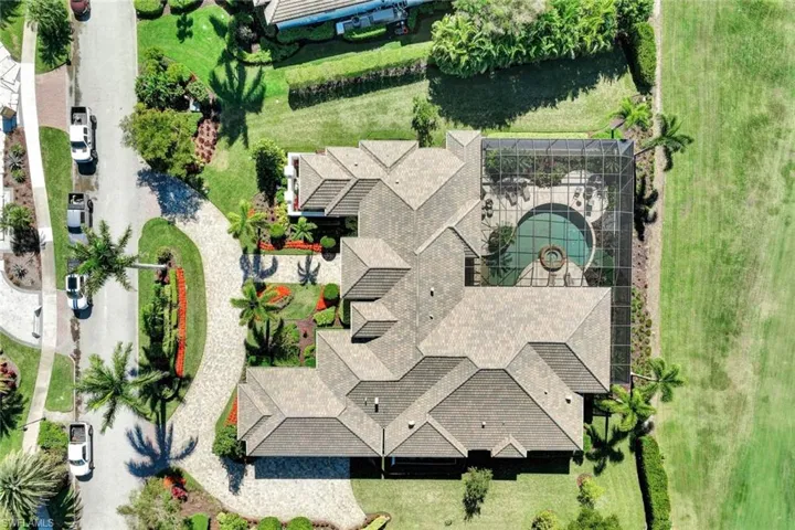 Proud homeownership these owners have taken immaculate care of this home!