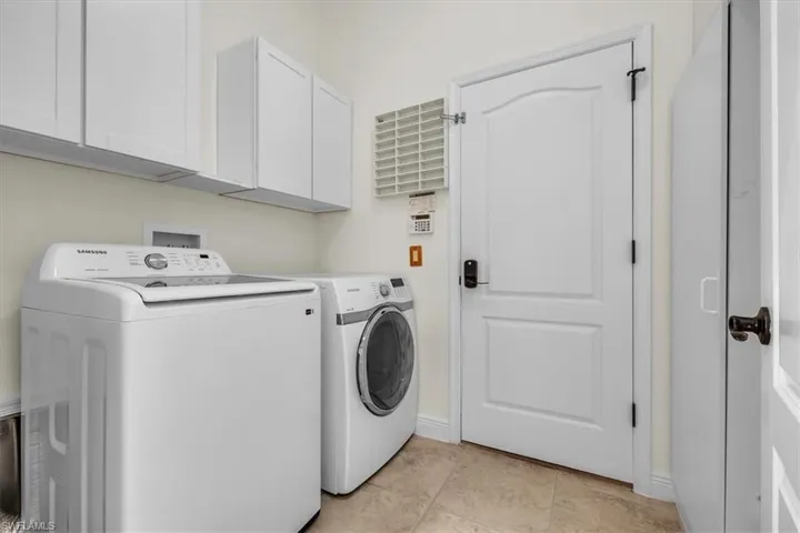 16044 Herons View Dr, Alva, Florida 33920