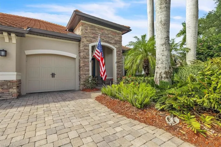 16044 Herons View Dr, Alva, Florida 33920