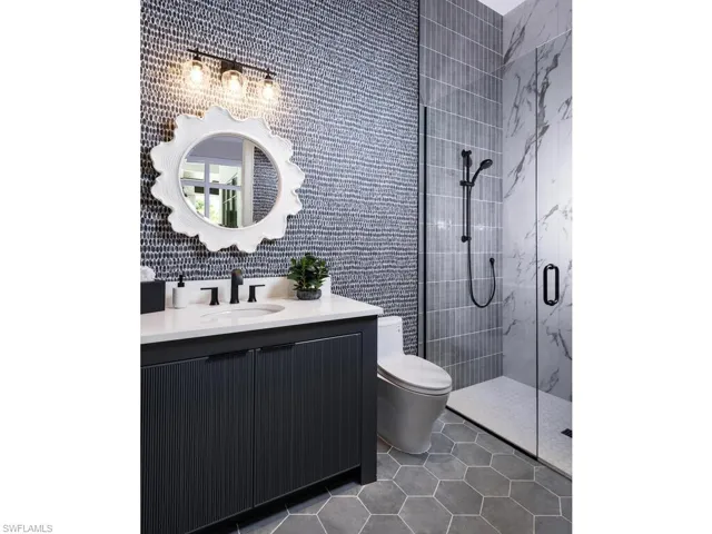 Flex Room Bath
