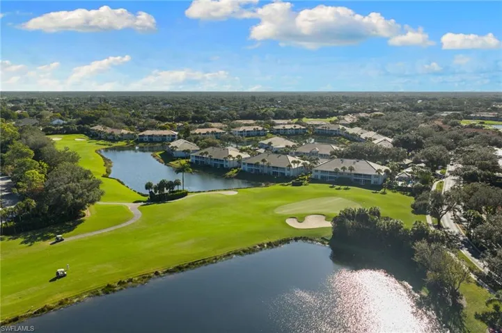 2215  Chesterbrook  CT, Naples, FL 34109