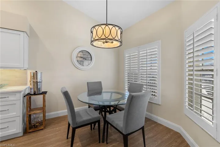 2215  Chesterbrook  CT, Naples, FL 34109