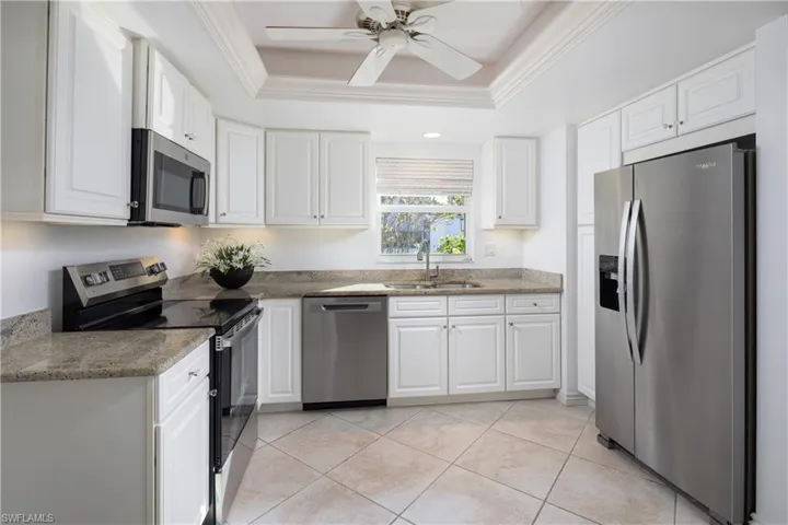 600  3rd S ST, Naples, FL 34102