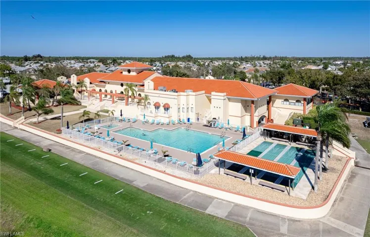 Bird's eye view of resort area